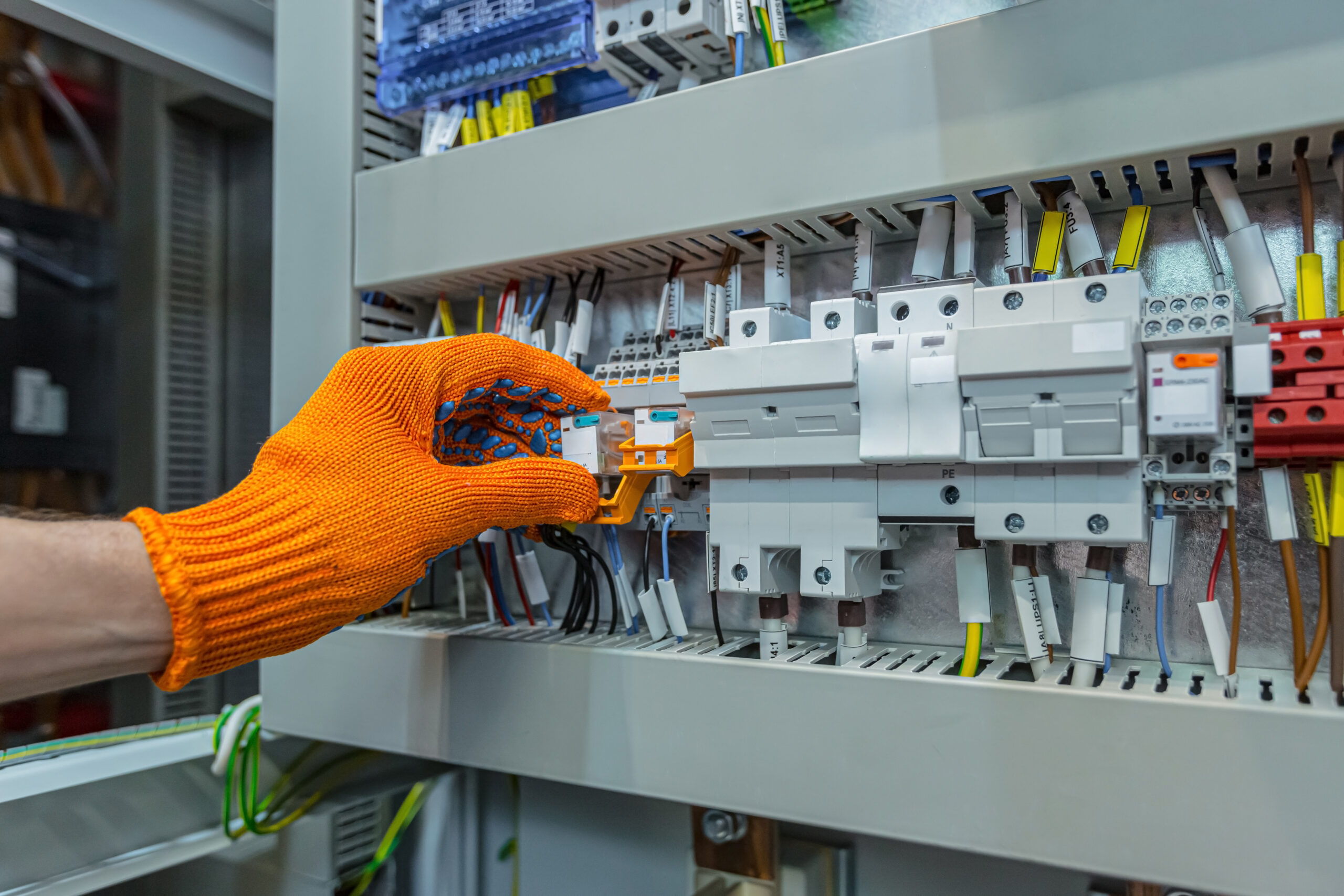 5 Signs That Its Time To Upgrade Your Electrical Panel Falcon